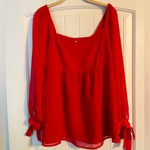 NWT Isabel Maternity Lightweight Top with sheer, tie sleeves & shirred back Sz L